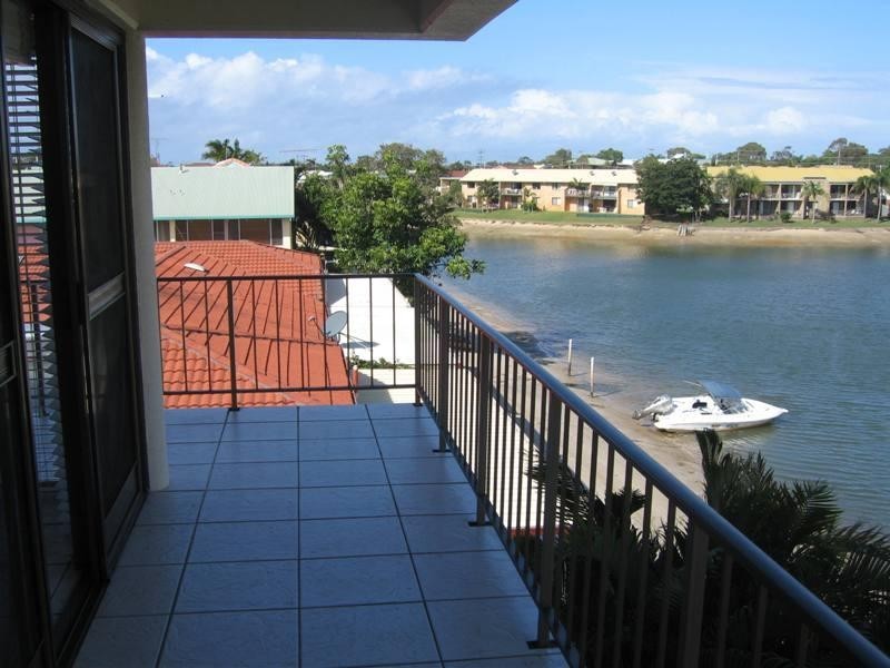 4/27 Pangarinda Place, Mooloolaba QLD 4557