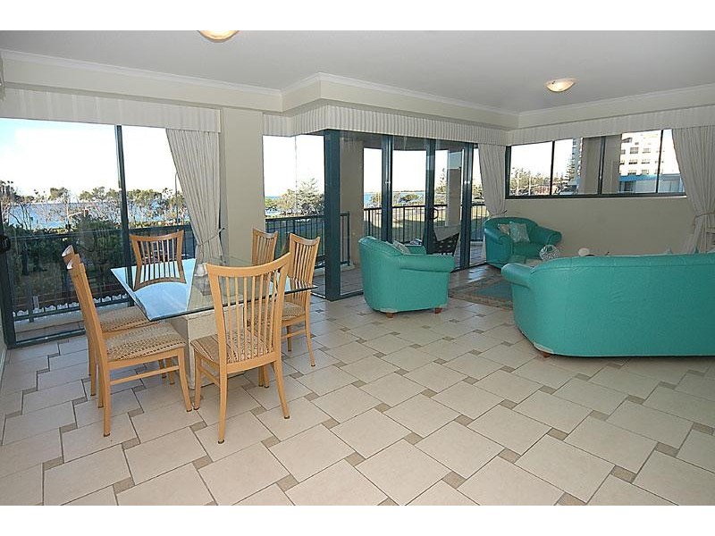 312/98 Alexandra Parade, Alexandra Headland QLD 4572