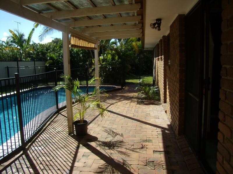 18 Summer Drive, Maroochydore QLD 4558