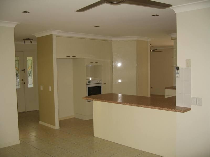 5 Mako Court, Mountain Creek QLD 4557