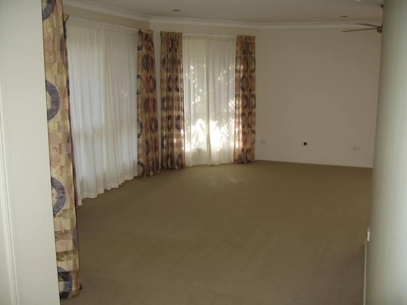 5 Mako Court, Mountain Creek QLD 4557