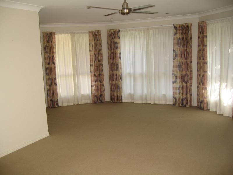 5 Mako Court, Mountain Creek QLD 4557