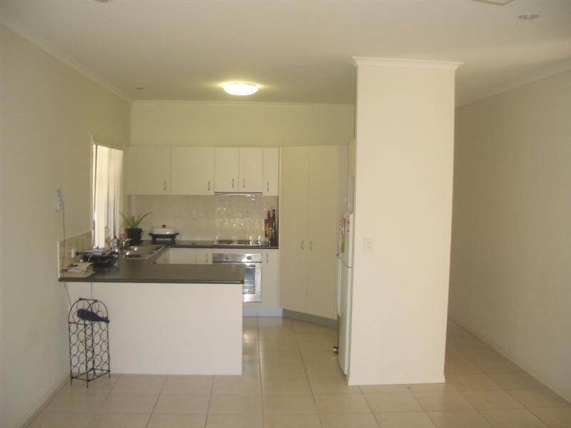 11 Moreton Street, Sippy Downs QLD 4556