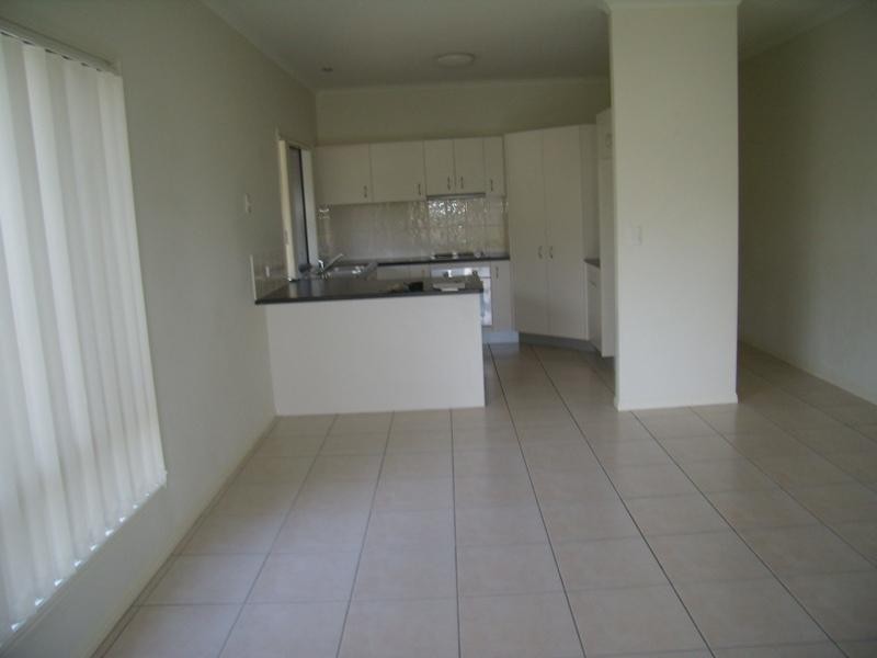 11 Moreton Street, Sippy Downs QLD 4556