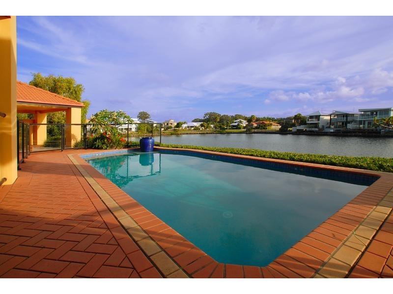 28 Karinya Place, Twin Waters QLD 4564