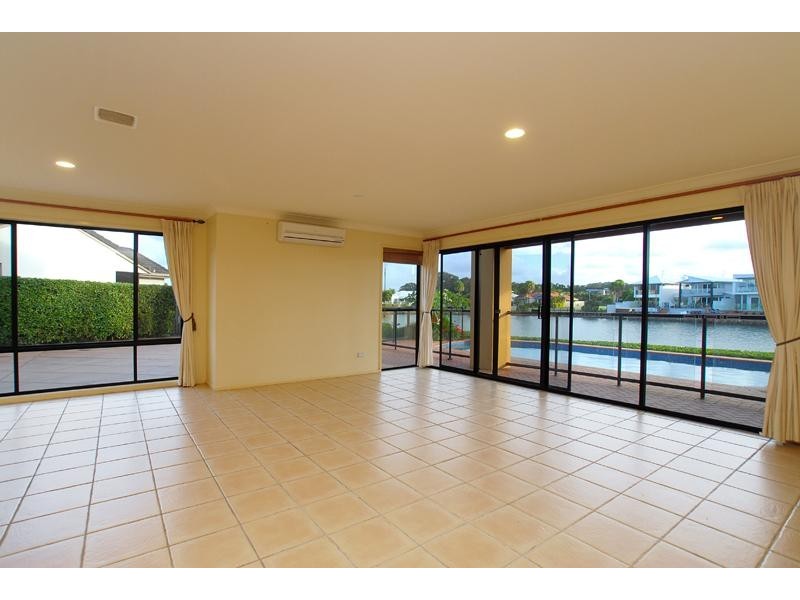 28 Karinya Place, Twin Waters QLD 4564