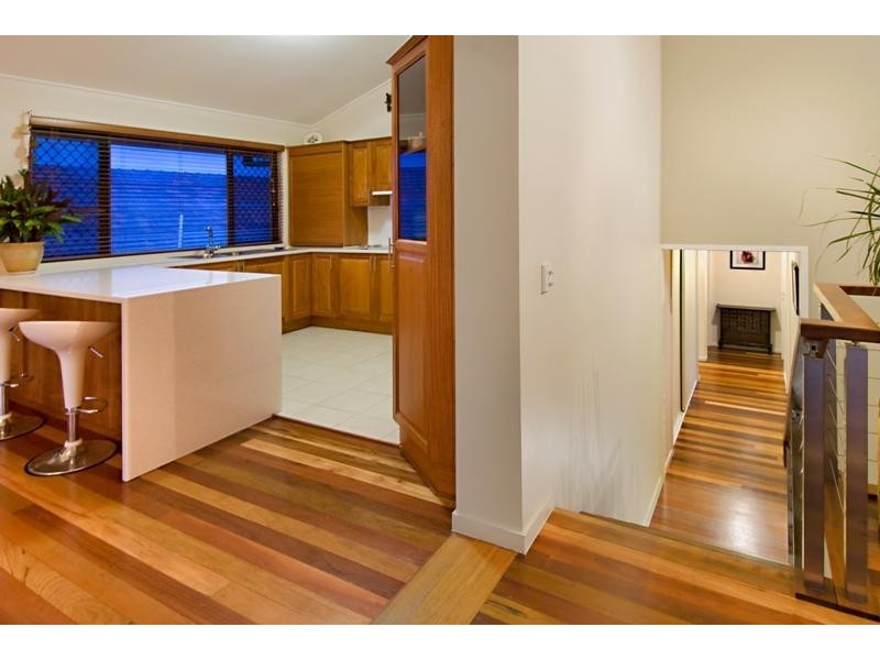 27 Tantula Road East, Alexandra Headland QLD 4572