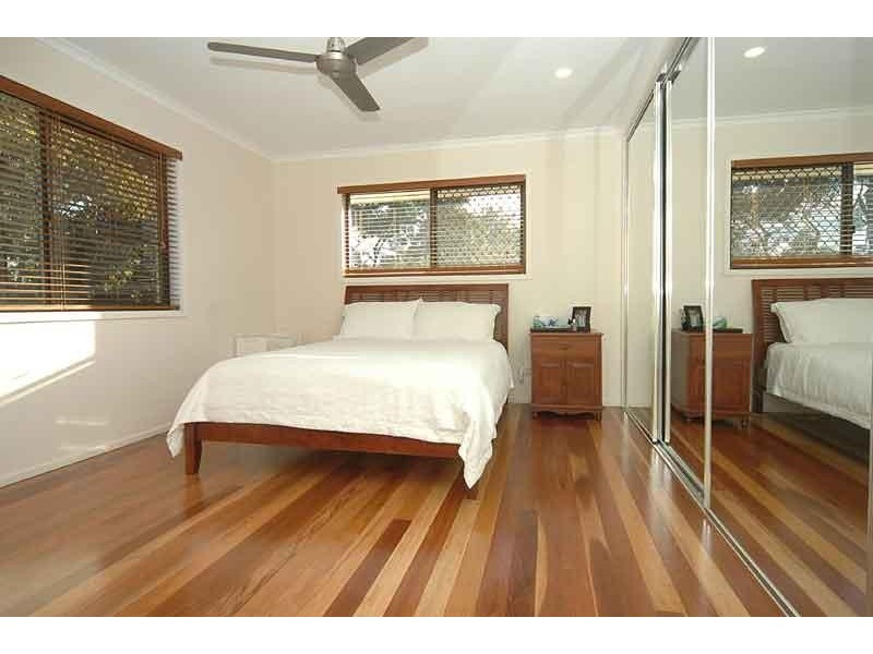 27 Tantula Road East, Alexandra Headland QLD 4572