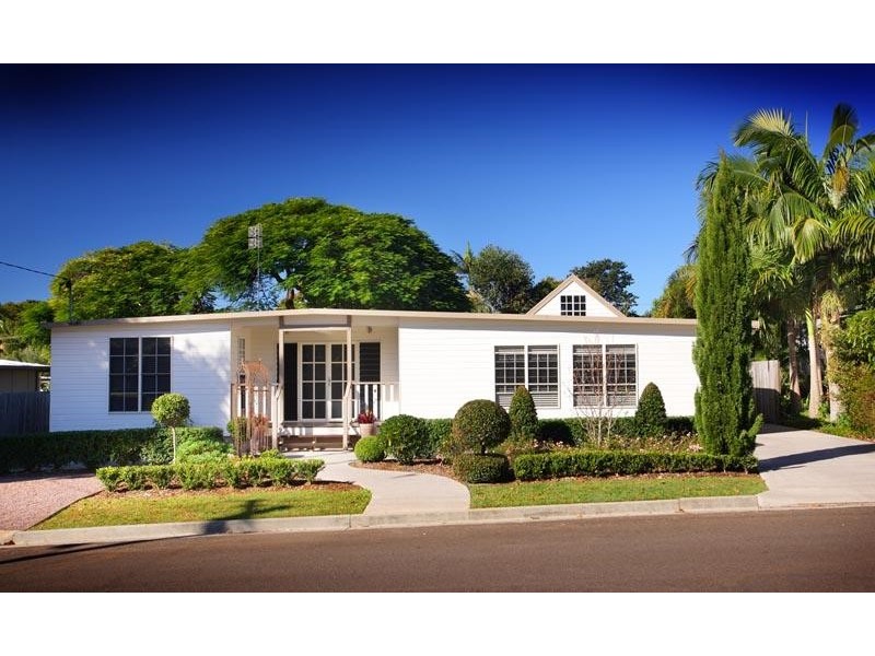 8 Water Street, Buderim QLD 4556