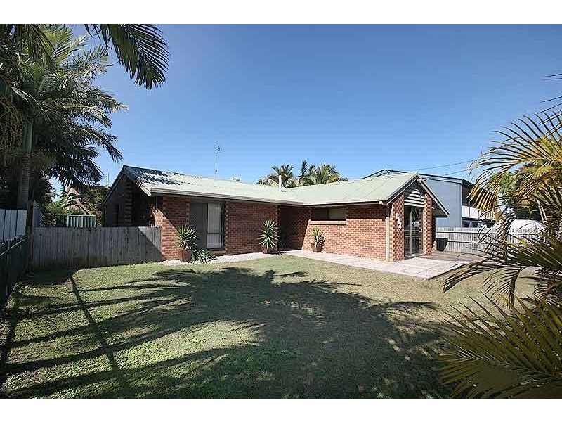 103 Palm Drive, Mooloolaba QLD 4557