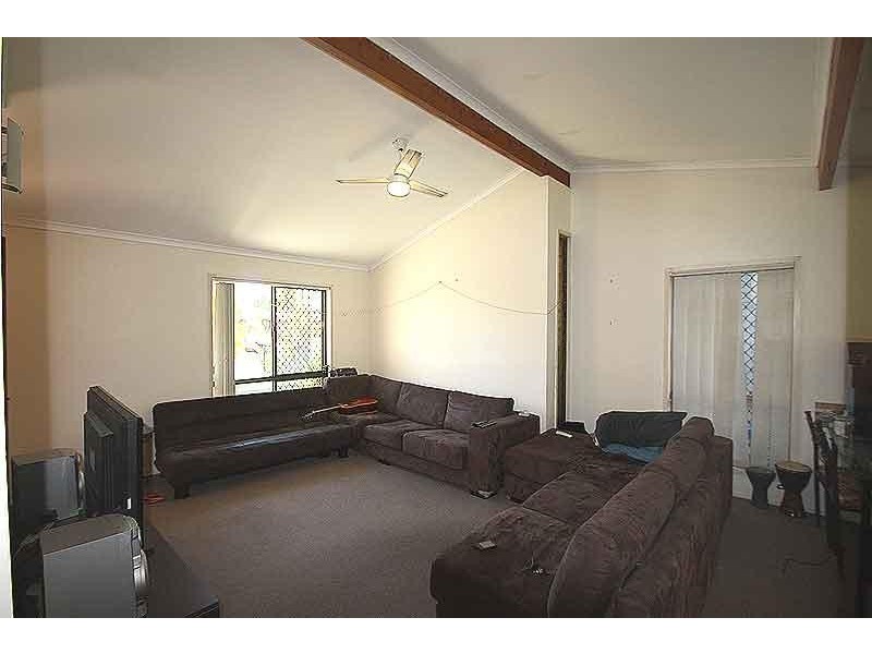 103 Palm Drive, Mooloolaba QLD 4557