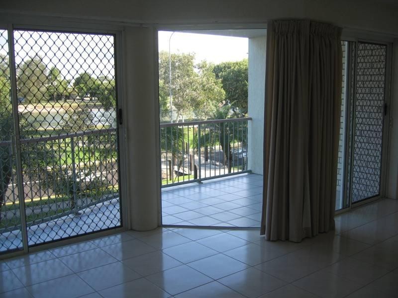 3/112 River Esplanade, Mooloolaba QLD 4557