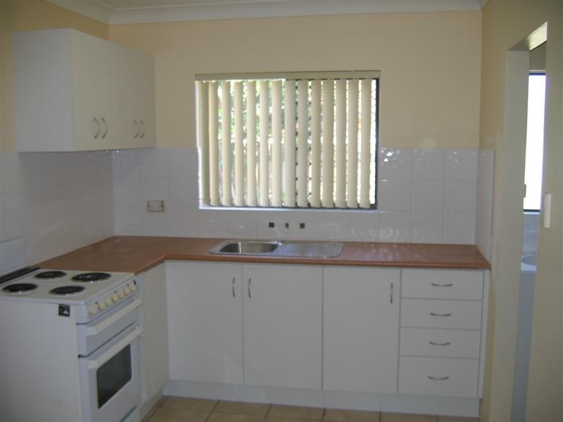 2/31 Coonanag Crescent, Warana QLD 4575