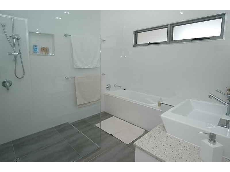 20 Taree Court, Kuluin QLD 4558