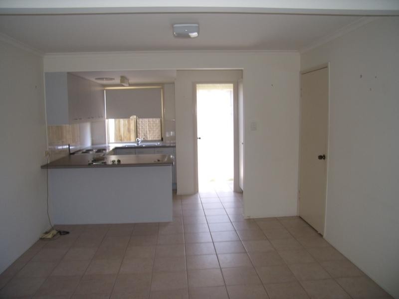 1/27 Baden Powell  Street, Maroochydore QLD 4558