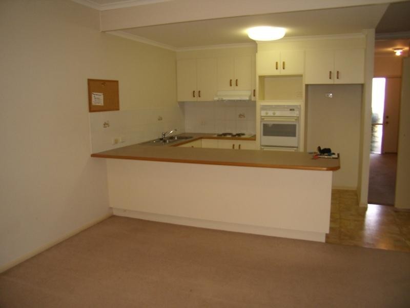 2/162 Tepequar Drive, Maroochydore QLD 4558