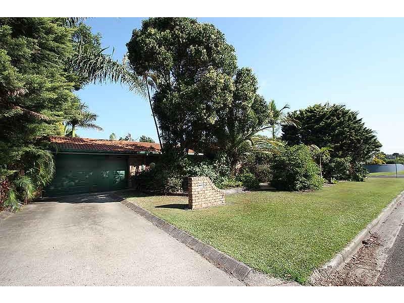 55 Parkway Drive, Mooloolaba QLD 4557