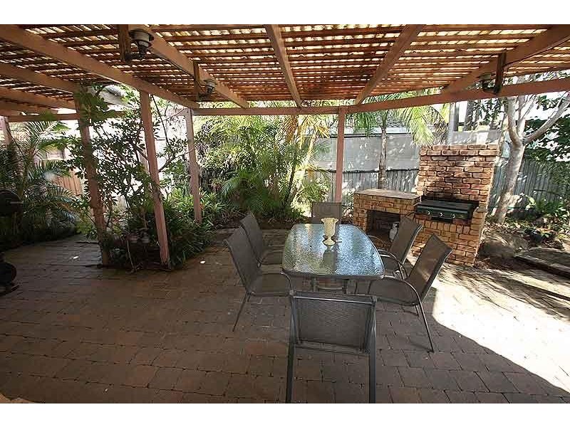 55 Parkway Drive, Mooloolaba QLD 4557