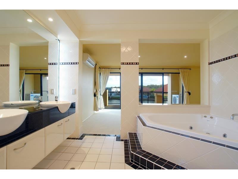 28 Karinya Place, Twin Waters QLD 4564