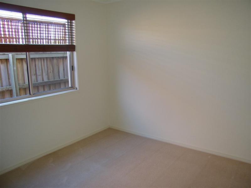 15 Maldives Place, Kawana Island QLD 4575