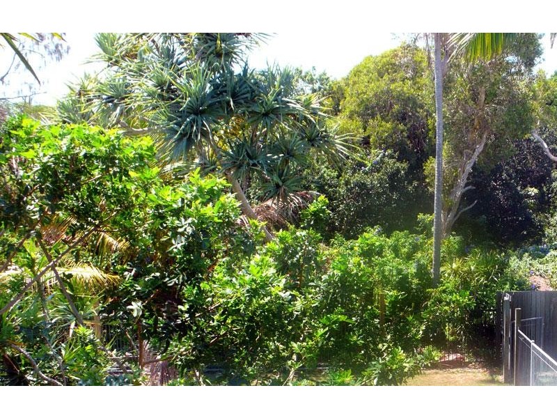 71 Oceanic Drive, Warana QLD 4575