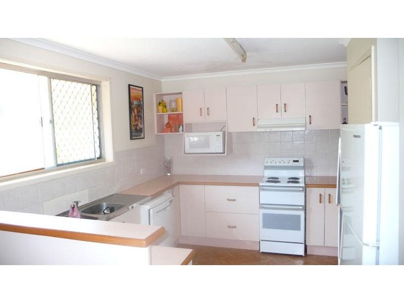 71 Oceanic Drive, Warana QLD 4575