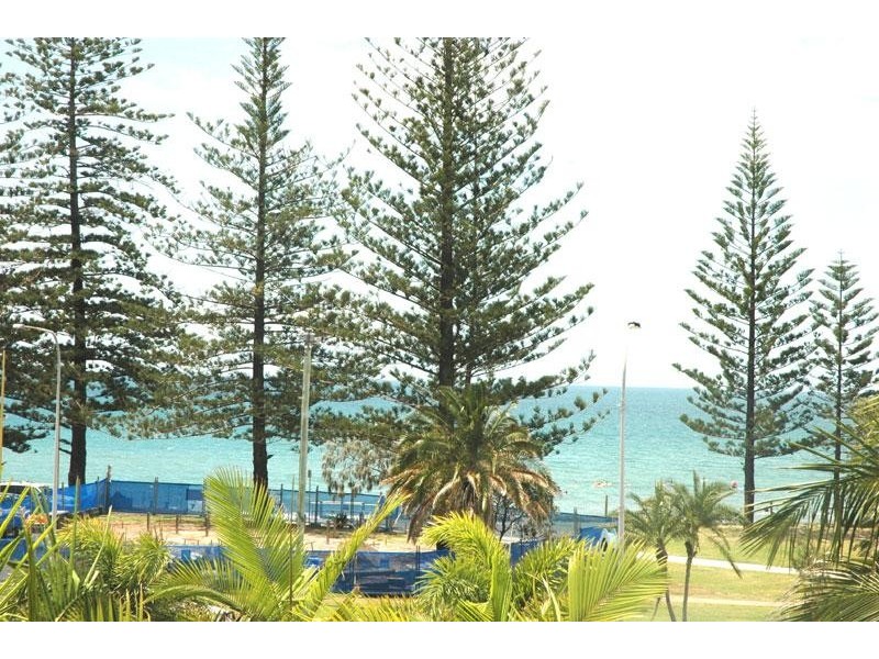 1&2/180 Alexandra Parade, Alexandra Headland QLD 4572