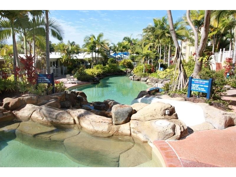 1/180 Alexandra Parade, Alexandra Headland QLD 4572