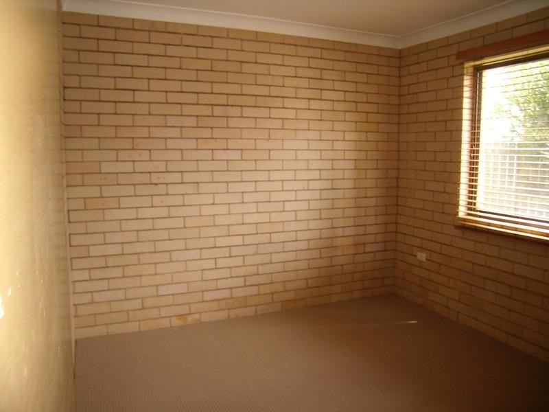 2/5 Bahlaka Street, Mooloolaba QLD 4557