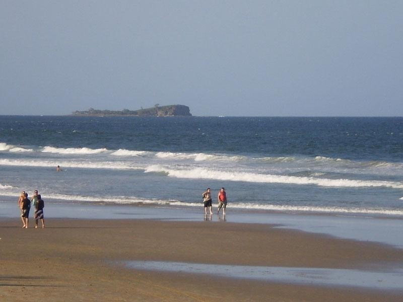 18 Maroubra Street, Maroochydore QLD 4558