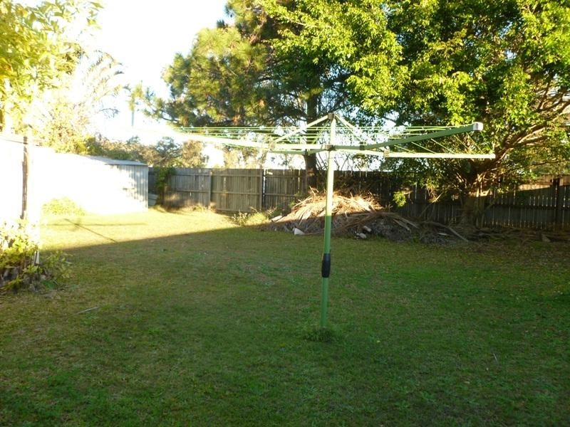 3 Amarina Avenue, Mooloolaba QLD 4557