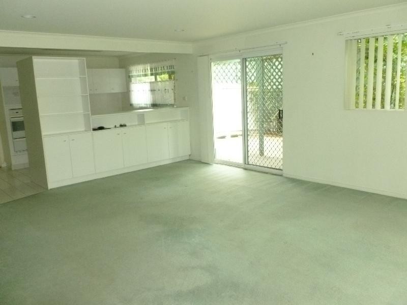 2/21 Tarcoola Avenue, Mooloolaba QLD 4557