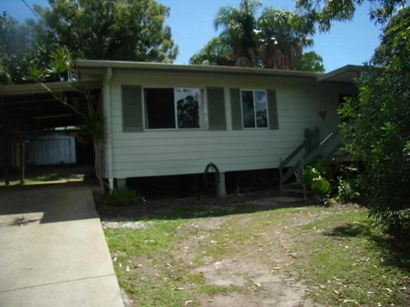 35 Palm Drive, Mooloolaba QLD 4557
