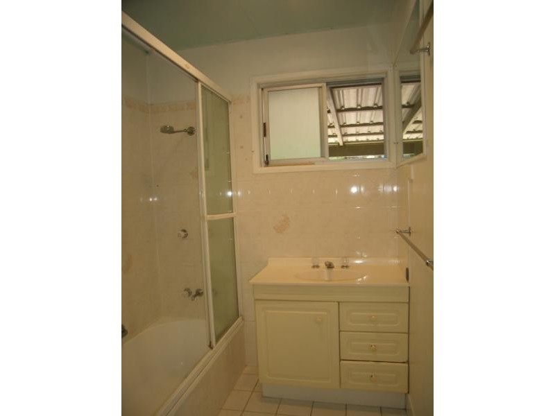 35 Palm Drive, Mooloolaba QLD 4557