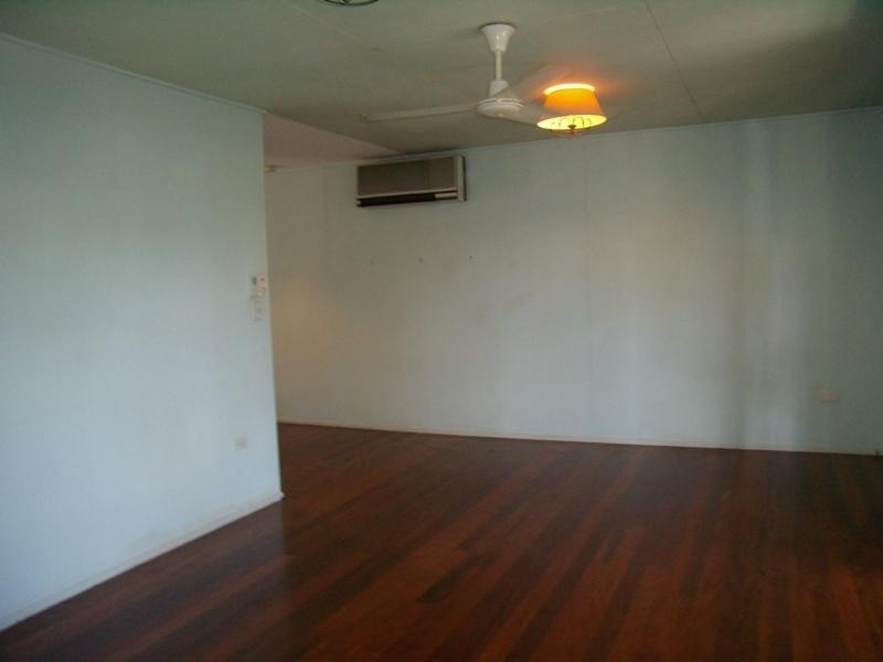 35 Palm Drive, Mooloolaba QLD 4557