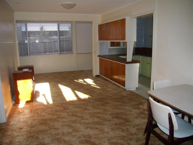 2/19 Juan Street, Alexandra Headland QLD 4572