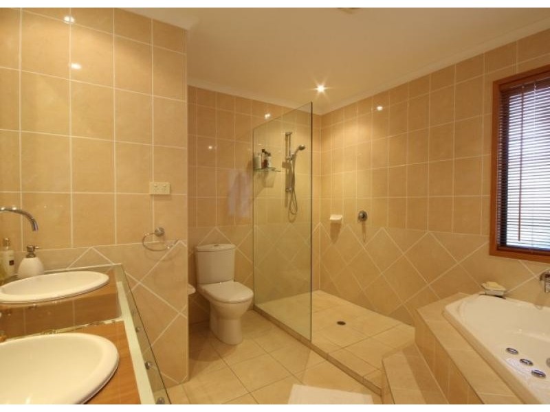 1 B Honeyeater Close, Buderim QLD 4556