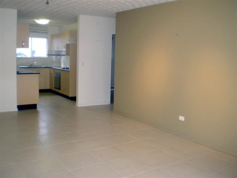 4/12 Second Avenue, Maroochydore QLD 4558