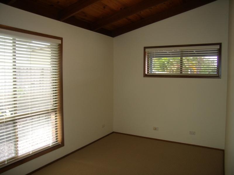 4 Lentara Street, Mooloolaba QLD 4557