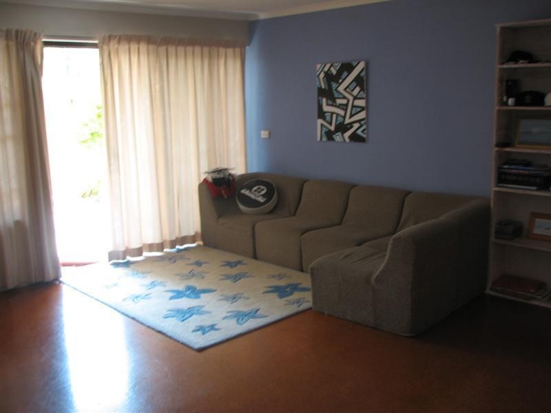 1/36 Goonawarra Drive, Mooloolaba QLD 4557