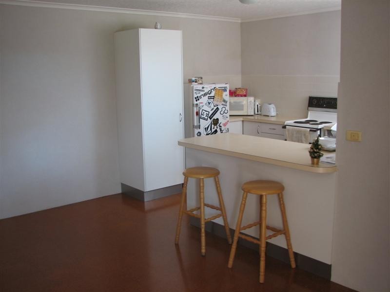 1/36 Goonawarra Drive, Mooloolaba QLD 4557