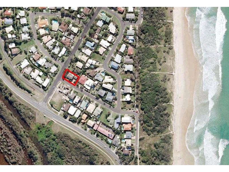 6 Petrie Avenue, Marcoola QLD 4564
