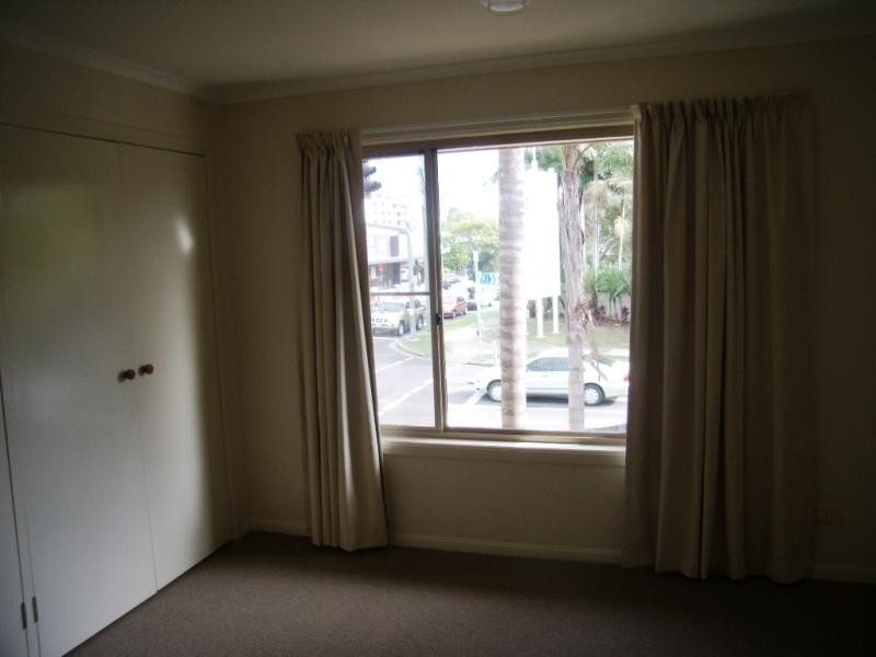 2/10 Mungar Street, Maroochydore QLD 4558