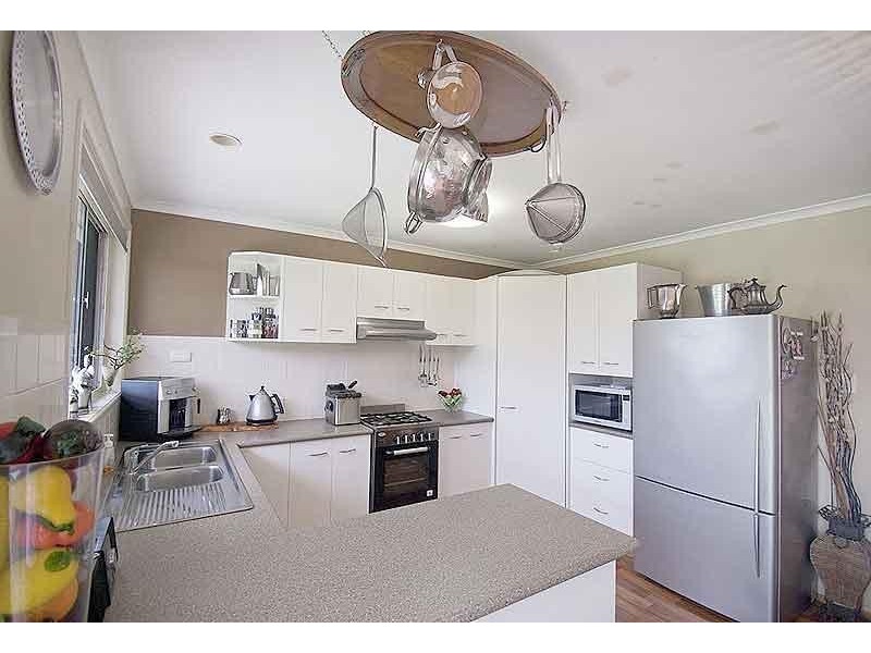 52 Oceanic Drive, Warana QLD 4575