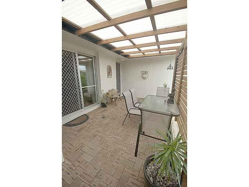 52 Oceanic Drive, Warana QLD 4575