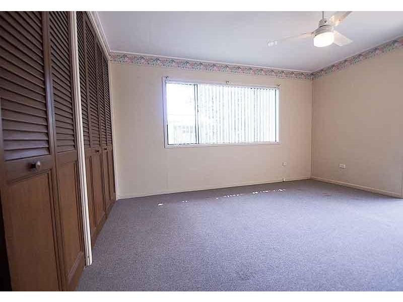 25 Oloway Crescent, Alexandra Headland QLD 4572