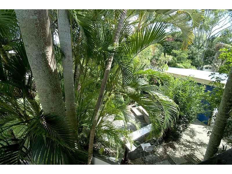 25 Oloway Crescent, Alexandra Headland QLD 4572