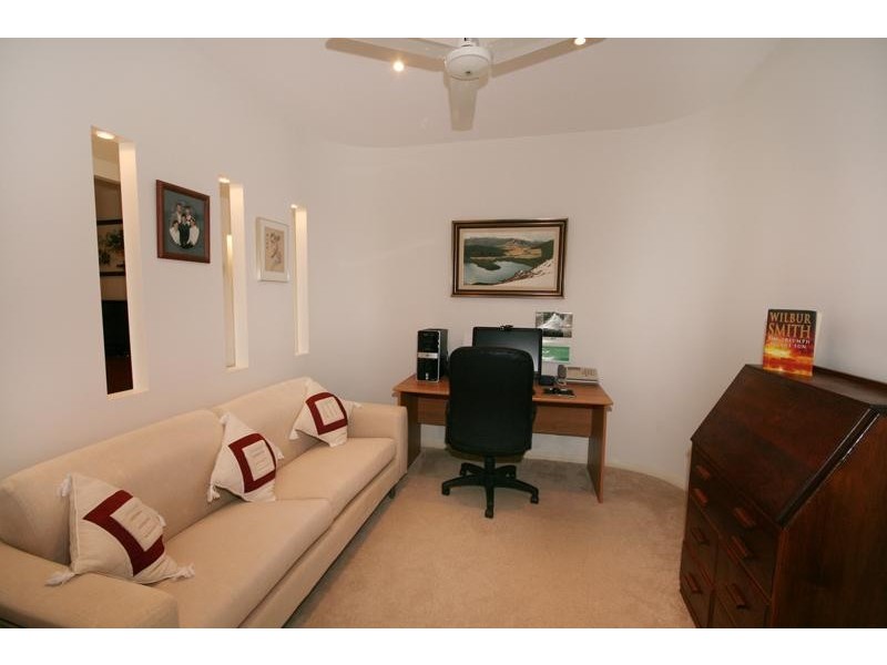 2 Mainsail Place, Twin Waters QLD 4564