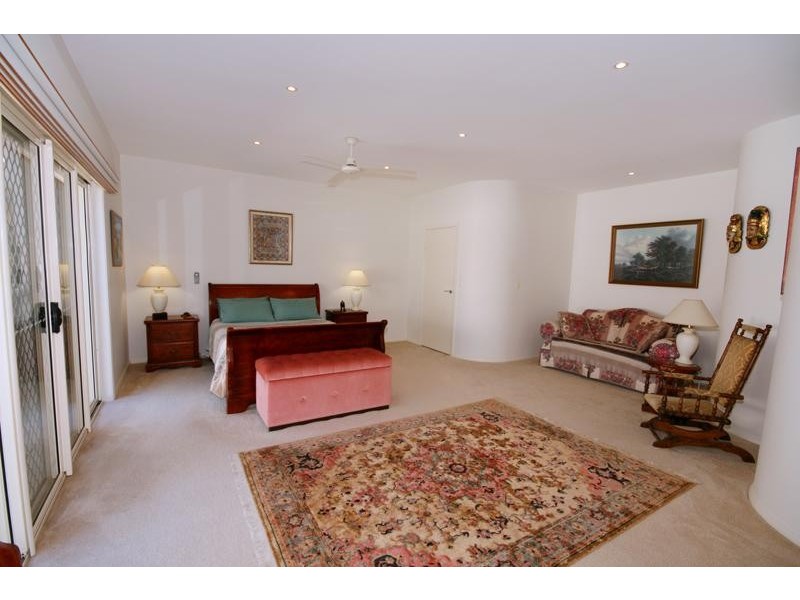 2 Mainsail Place, Twin Waters QLD 4564