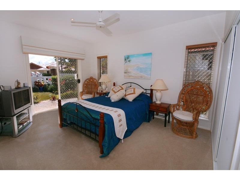 2 Mainsail Place, Twin Waters QLD 4564